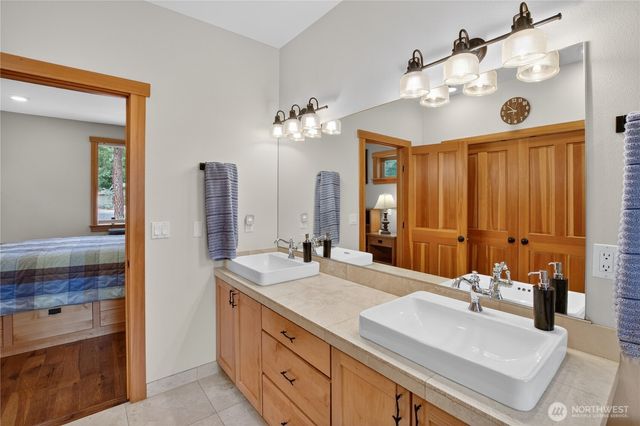 100 White Pine Drive, Ronald, WA 98940