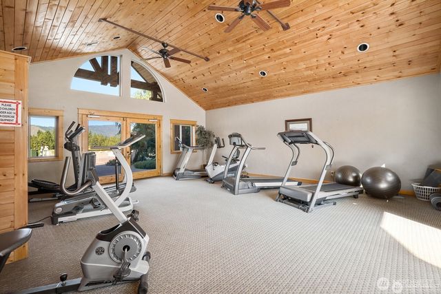 100 White Pine Drive, Ronald, WA 98940