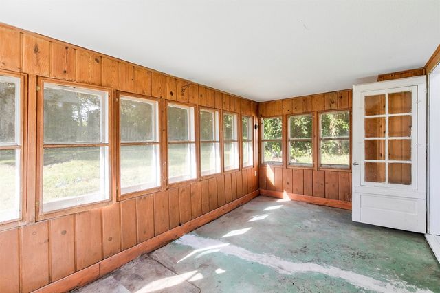 503 S Columbus Street, Pleasantville, IA 50225