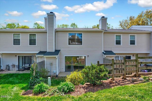 7802 Falcon Rest Circle, Raleigh, NC 27615