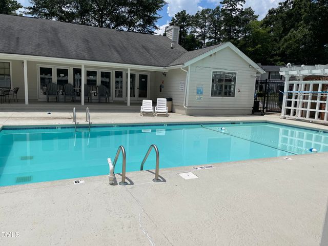 7802 Falcon Rest Circle, Raleigh, NC 27615