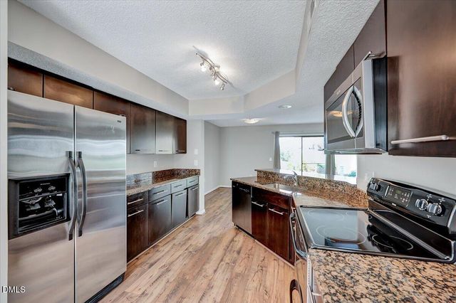 7802 Falcon Rest Circle, Raleigh, NC 27615