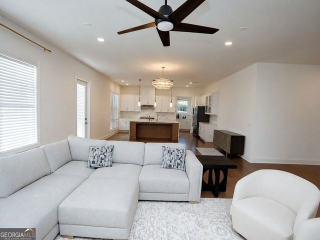 6725 Dahlgren Court, Cumming, GA 30028