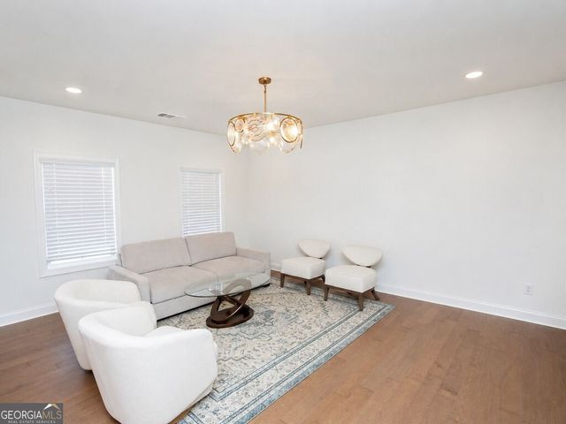6725 Dahlgren Court, Cumming, GA 30028