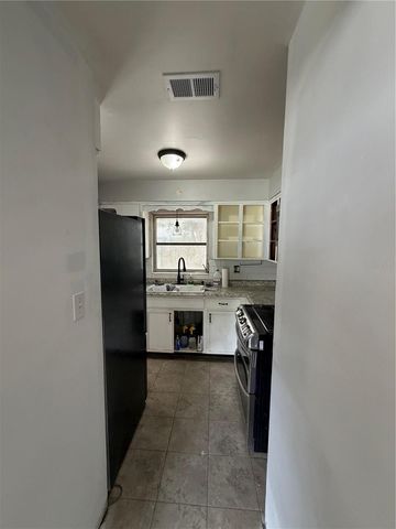 846 W CAROLE STREET, Lakeland, FL 33803
