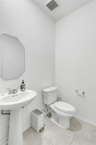 108 Greenthread DR, Liberty Hill, TX 78642