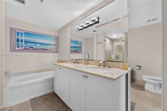 17555 Atlantic Boulevard TS6, Sunny Isles Beach, FL 33160