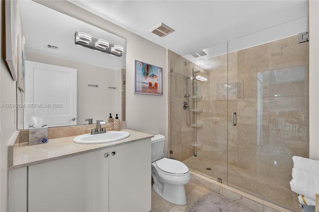 17555 Atlantic Boulevard TS6, Sunny Isles Beach, FL 33160