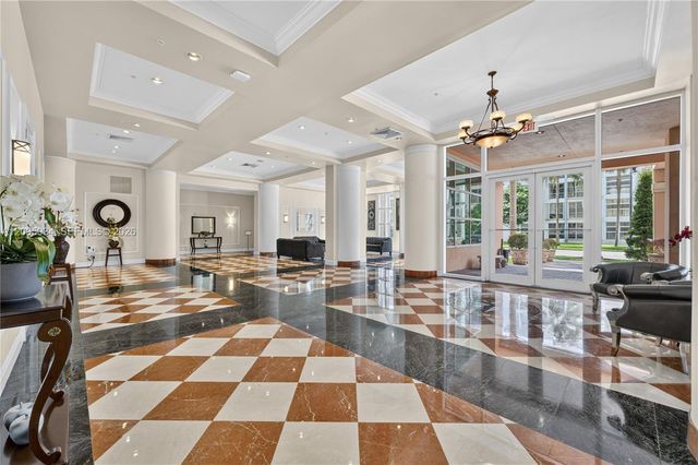 17555 Atlantic Boulevard TS6, Sunny Isles Beach, FL 33160