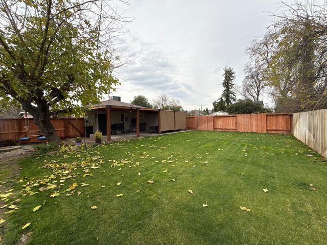 7669 Barrow St, Sutter, CA 95982