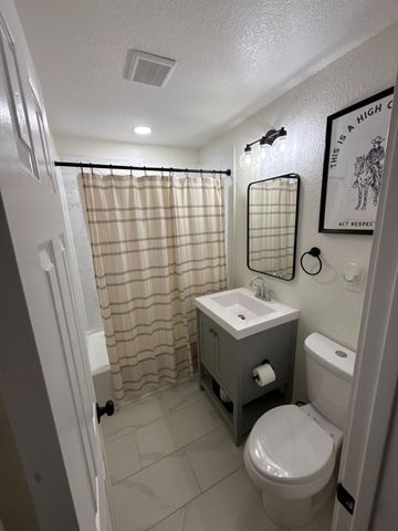 7669 Barrow St, Sutter, CA 95982