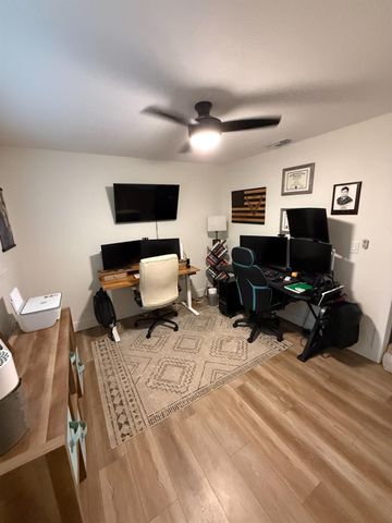 7669 Barrow St, Sutter, CA 95982