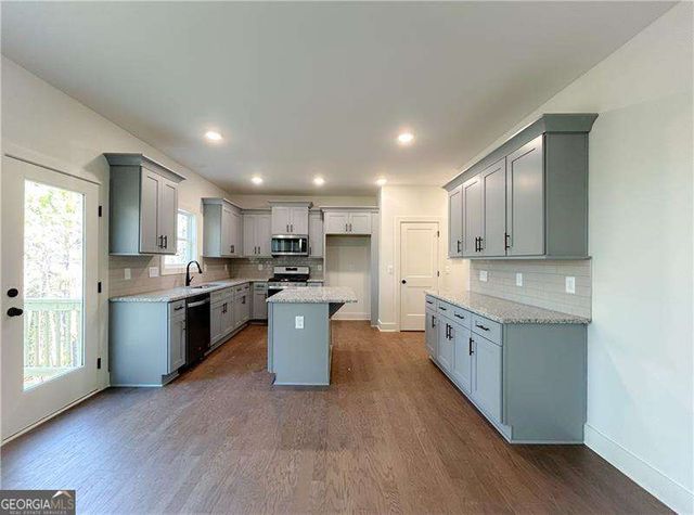 27 Bridgestone Way, Cartersville, GA 30120