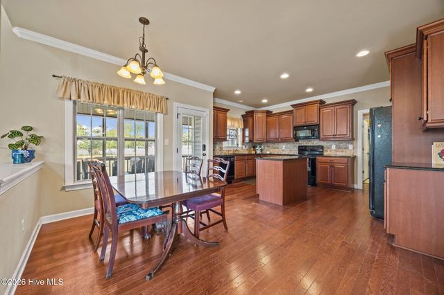1418 Draft Court, Greenville, NC 27858
