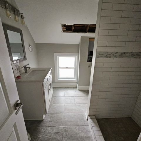 121 4th Street, Libertyville, IL 60048