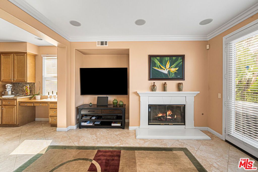 Image 10 of property listing at 25340 Coral Canyon Road, Corona, CA 92883