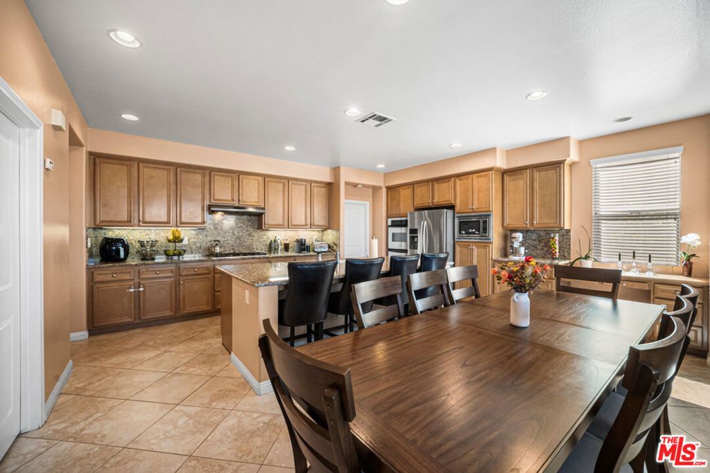 Image 15 of property listing at 25340 Coral Canyon Road, Corona, CA 92883