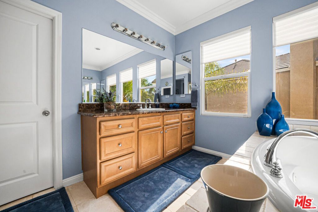 Image 34 of property listing at 25340 Coral Canyon Road, Corona, CA 92883