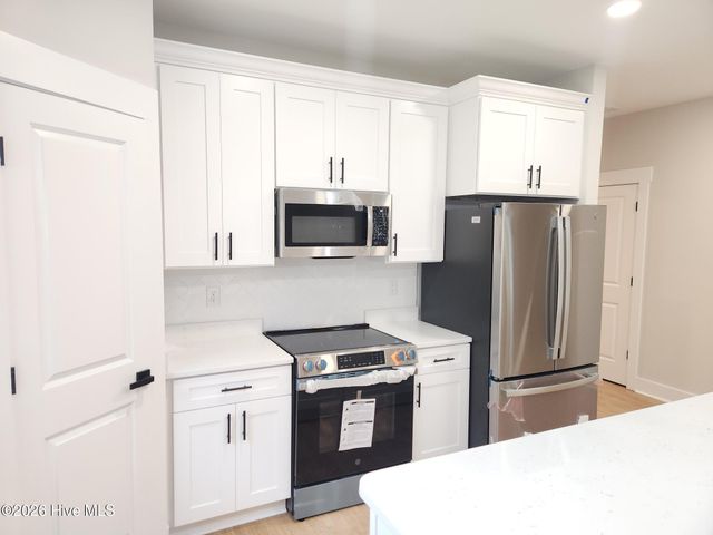 556 Briarwood Drive NW, Calabash, NC 28467