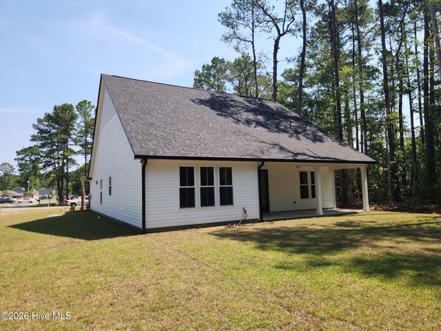 556 Briarwood Drive NW, Calabash, NC 28467