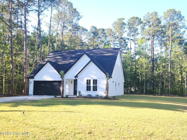 556 Briarwood Drive NW, Calabash, NC 28467