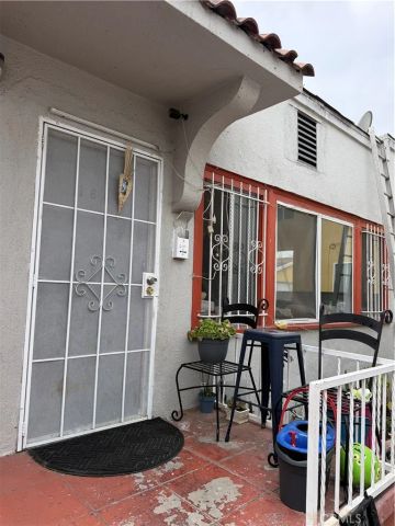 1646 W 52nd, Los Angeles, CA 90062