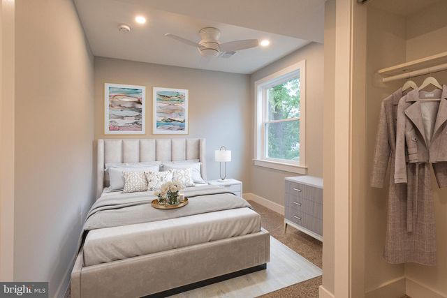 21 MANOR RD, Paoli, PA 19301