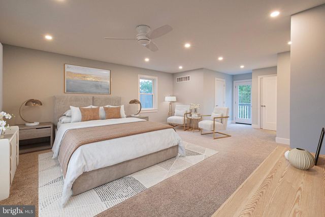 21 MANOR RD, Paoli, PA 19301