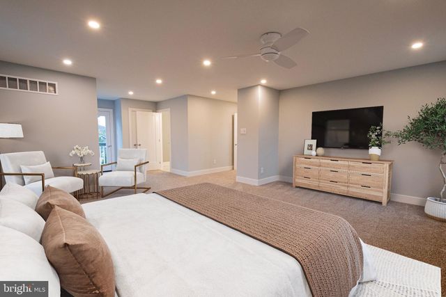 21 MANOR RD, Paoli, PA 19301