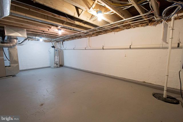 21 MANOR RD, Paoli, PA 19301