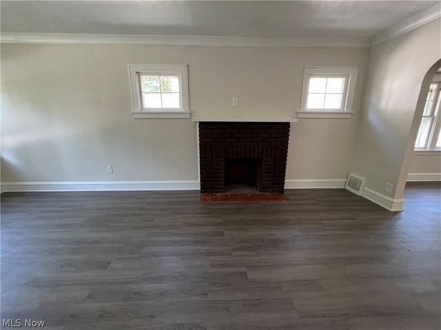 3227 W 114th Street, Cleveland, OH 44111