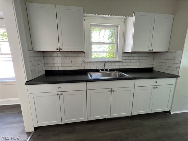 3227 W 114th Street, Cleveland, OH 44111