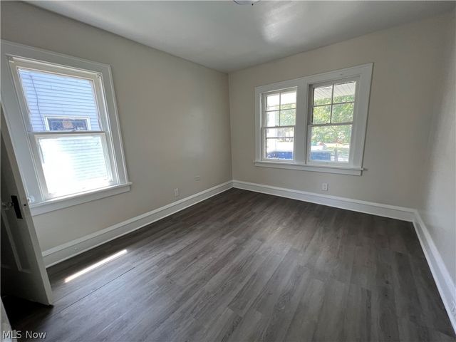 3227 W 114th Street, Cleveland, OH 44111