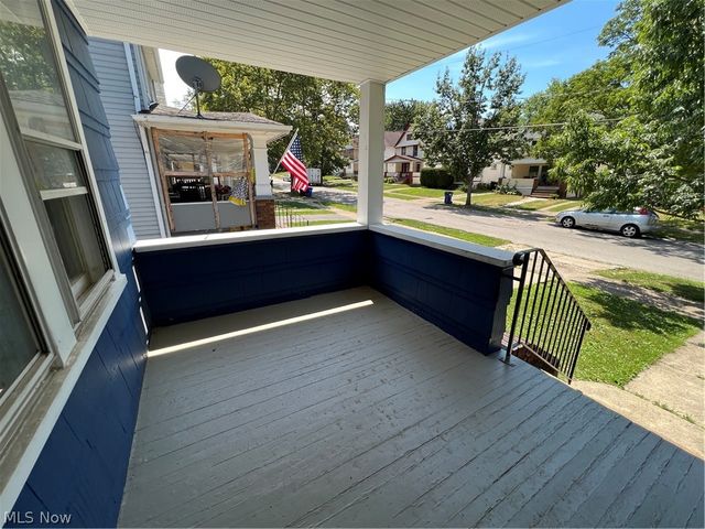 3227 W 114th Street, Cleveland, OH 44111