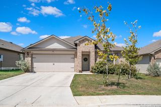 723 ARMADILLO DR, Seguin, TX 78155