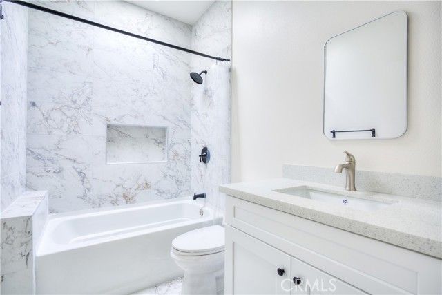 2935 E Brookside Court b, Ontario, CA 91761