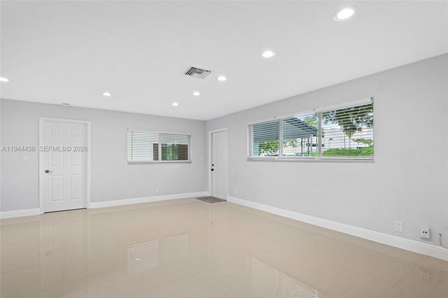 1472 NE 62nd St 1472, Fort Lauderdale, FL 33334