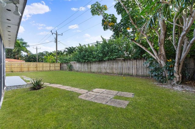 1472 NE 62nd St 1472, Fort Lauderdale, FL 33334