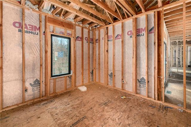 305 SW 17th Street, Oak Grove, MO 64075