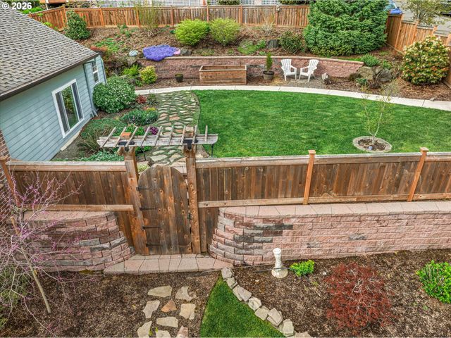 16093 Se GOOSEHOLLOW Dr, Damascus, OR 97089