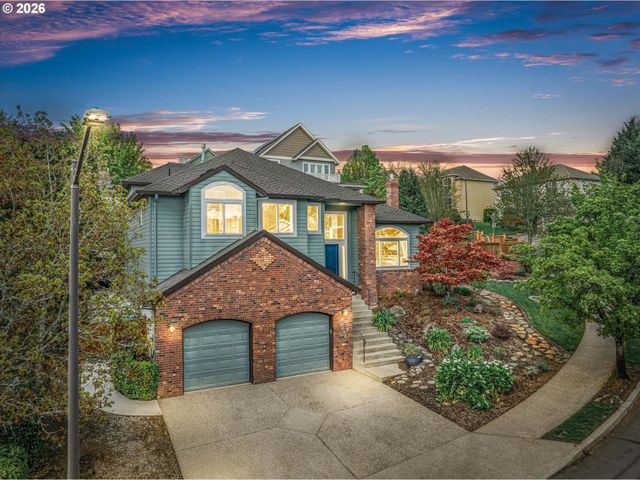 16093 Se GOOSEHOLLOW Dr, Damascus, OR 97089