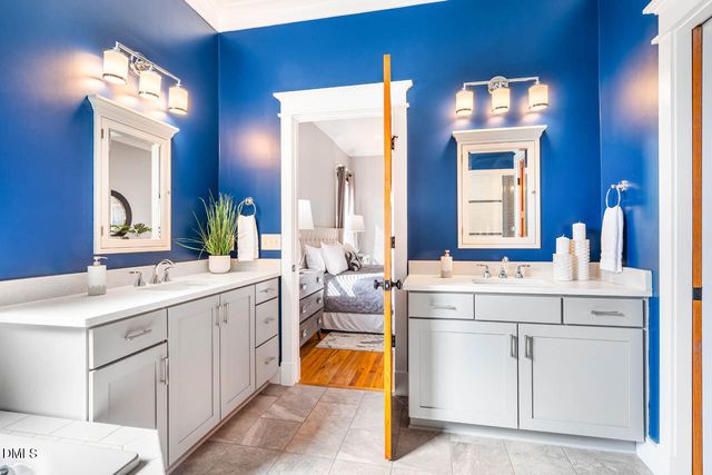 1980 Great Ridge Parkway, Chapel Hill, NC 27516