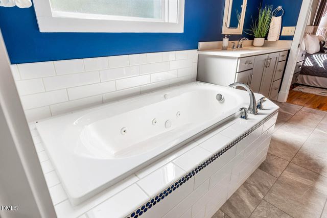 1980 Great Ridge Parkway, Chapel Hill, NC 27516