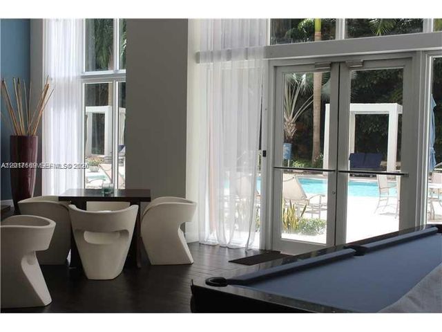 18800 NE 29th Ave 1028, Aventura, FL 33180