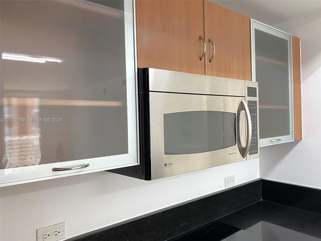 18800 NE 29th Ave 1028, Aventura, FL 33180
