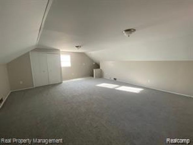 13614 Ashton Road, Detroit, MI 48223