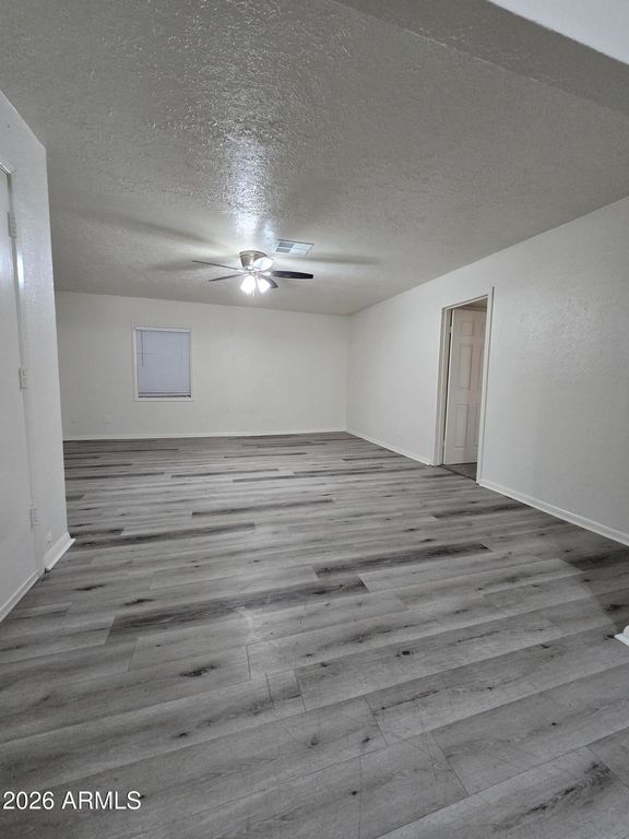 6725 N 55TH Avenue, Glendale, AZ 85301 — photo 5