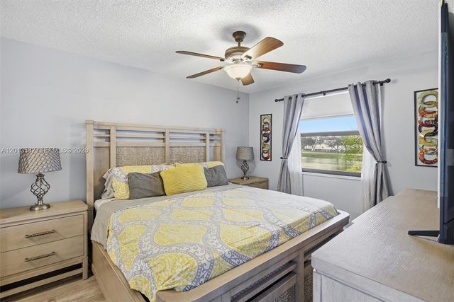 5501 Lakeside Drive 204, Margate, FL 33063