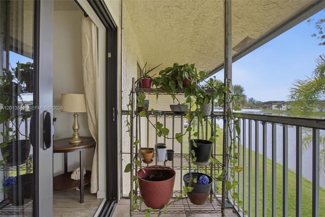 5501 Lakeside Drive 204, Margate, FL 33063