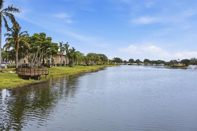 5501 Lakeside Drive 204, Margate, FL 33063